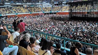 U2  Altice Arena LISBOA 2018  O PÚBLICO do CONCERTO de SEGUNDA FEIRA  17 Setembro 2018 [upl. by Droffats]