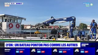 Lyon  un bateau ponton pas comme les autres [upl. by Occor607]