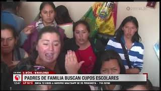 La Paz Padres de familia buscan cupos escolares en Miraflores [upl. by Machos]