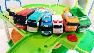 Learn Colors with Tayo the Little Bus 8 Toy Cars NY Play [upl. by Miarhpe]