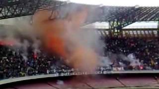 Ultras Napoli Curva A La protesta contro Maroni allo stadio San Paolo durante Napoli Bologna 2 1 [upl. by Ledba142]