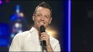 Tiziano Ferro  Il regalo più grande Live  San Siro 2015 [upl. by Purse65]