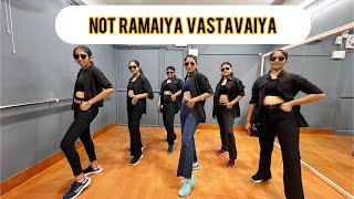 Not Ramaiya Vastavaiya  Jawan  Shahrukh Khan  Danc Cover  Piyali Saha  PDA [upl. by Amari]