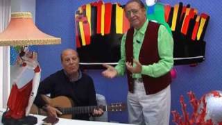 CANTO MALINCONICO  Video improvvisato a casa di RENZO ARBORE [upl. by Tedder415]