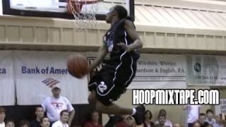 Great Dunker Werm Makes Dunking Look Easy [upl. by Nwahsel]