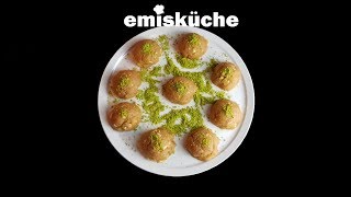 Sütlü un helvası yedikçe yedirten 😋 helva mit milch emisküche 2019 [upl. by Enitsej]