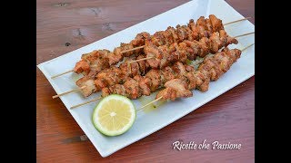 Arrosticini di maiale o Souvlaky  Ricette che Passione Blog GZ [upl. by Boyes409]