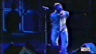 Oasis  Champagne Supernova Live in Chile 1998 [upl. by Anialeh]