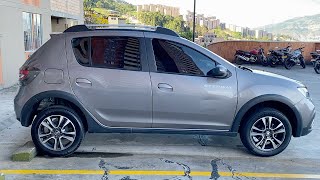 ¿Vale la pena Este CARRO es UNO DE LOS MAS COMPRADOS ¿Por que RENAULT SANDERO STEPWAY [upl. by Sigismundo647]