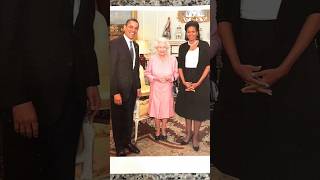 Barack Obama Surprise gift to Queen Elizabeth queen shorts viral [upl. by Eicak]