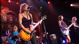 Bangles  Manic monday Live at The House of Blues 2006 [upl. by Zandt]