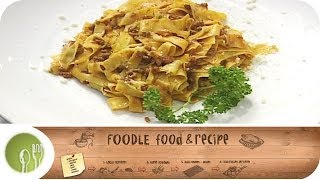 Tagliatelle alla Bolognese von Profikoch Björn Freitag I Foodle  Food amp Recipe [upl. by Byrd]