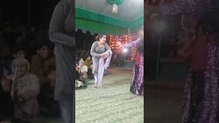 Sakeena Reshi beautiful dance kashmiribride dancer kashmirimerriage sakeena reeshisakeena [upl. by Asital]