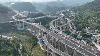 The most beautiful overpass of Yupan Expressway in Guizhou  Luoshouzhai Bridge贵州玉盘高速最美立交桥罗受寨大桥 [upl. by Blackmun54]