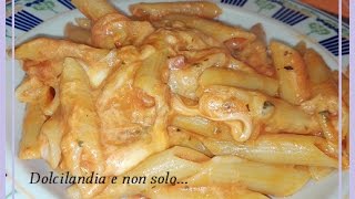 Pasta con mozzarella filante  Piatto unico [upl. by Sitoiganap]