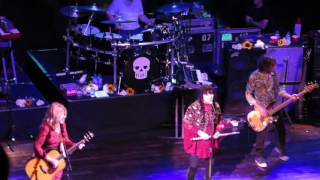 Dreamboat Annie Heart Ann Wilson Las Vegas 8 14 2015 [upl. by Saleme]