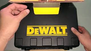 Dewalt  FuradeiraParafusadeira a Bateria DCD985L2 [upl. by Leinaj]