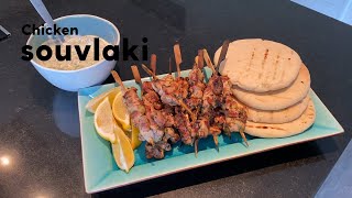 BBQsouvlaki van kip met tzatziki van Jord Althuizen – Samen koken met Allerhande [upl. by Annaj]