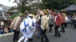 Leomister Morris dance quotGreywell Tunnelquot at Bromyard Folk Festival 2022 [upl. by Zilevi985]