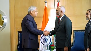 Indian Vice President pays courtesy call on the President [upl. by Eeimaj]