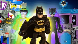 The Riddler Breaks Out of Gotham City Jail  Toy Review [upl. by Hnid]