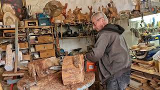 Заготовка древесины woodcarvers homedecor wood арт искусство резьбаподереву интересно арт [upl. by Eixam668]