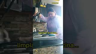 Limpieza en la casa de mi mamá🚗🧹mamade3 limpieza 🧹cocina 🧅 [upl. by Yeldarb554]