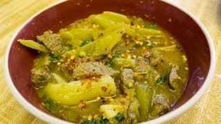 Somlor Machu Kreung Sach Ko Cambodian beef soup with celery សម្លម្ជូរ [upl. by Keir71]