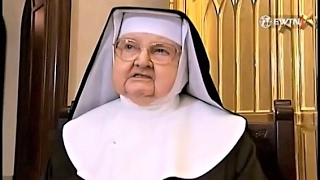 The Holy Rosary The Glorious Mysteries led by Mother Angelica to pray on Wednesdays and Sundays [upl. by Nylarej]