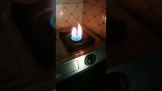 SUBSCRIBE 🙏 How to make gas lighter electric 💡⚡ experiment shorts shortsfeed shortsvideo [upl. by Nnylrefinnej733]