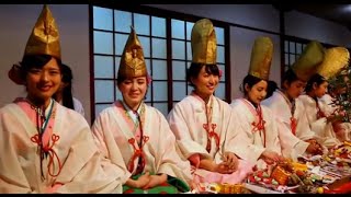 20151 福娘がご奉仕 今宮戎神社「十日戎」の様子 [upl. by Ennoval]