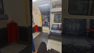 Boarding on a 1973 Stock Carriage 621 London Underground Piccadilly Line Door Closing at Arnos Grove [upl. by Remington]