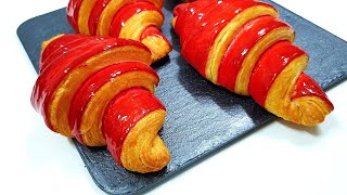 Bicolor Croissant recipe  تحضير الكرواسون العادي والملون [upl. by Shanleigh]