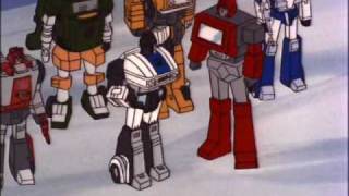 Transformers G1 EP02x21  Jazzs stuck amp Ironhide helps [upl. by Eanal810]