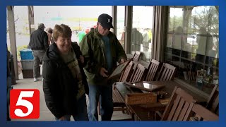 Cracker Barrels antique sale sells out in 30 minutes They restocked and sold out again [upl. by Apeed171]