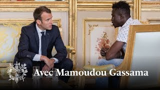 Avec Mamoudou Gassama l Emmanuel Macron [upl. by Colvin]