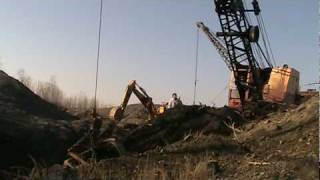 Bucyrus Erie 22B Dragline at work [upl. by Axia]