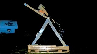 Pumpkin Whipper Trebuchet  Successful Launch 1 [upl. by Proudlove]