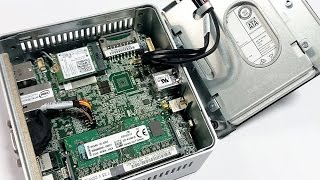 How to assemble the Braswell NUC NUC5CPYH or NUC5PPYH [upl. by Aynod180]