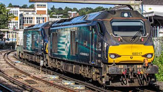 DRS 68017 “Hornet”  68008 “Avenger” Rumble through Maidstone East working 6O62 • 7824 [upl. by Eniledam661]