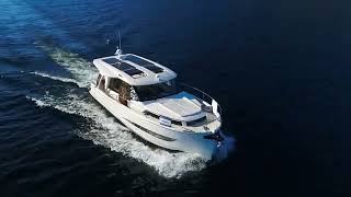 GREENLINE 39 HYBRID YACHT [upl. by Obala]