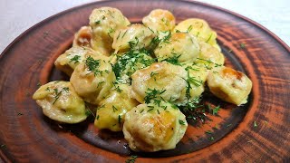 Жареные пельмени со сметаной и сыром в сковороде 🍳 [upl. by Wey]