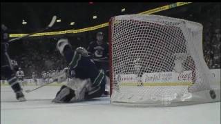 Roberto Luongo Great Save on Sharp  R2G6 2010 Playoffs  051110  HD [upl. by Gilberte970]