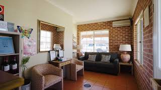 Country Gardens Motor Inn Cowra NSW by Grasshopper Travel [upl. by Lady]