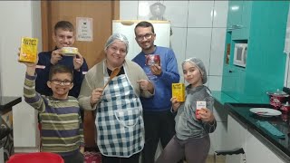 BOLACHINHA DE MAIZENA COM A FAMÍLIA [upl. by Sinaj483]