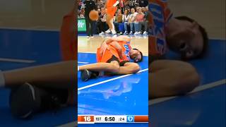 OUCH Chet Holmgren screams in pain falling down hard after trying to block Andrew Wiggins [upl. by Ysiad]