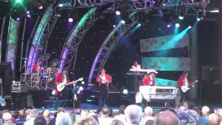 Paul Revere and the Raiders at Epcot [upl. by Lanny]