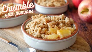 CRUMBLE aux POMMES  Recette Facile dun dessert avec des pommes [upl. by Marigolde]