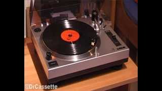 Unboxing the Dual DTJ301USB turntable [upl. by Amandy748]