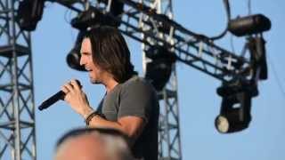 Jake Owen quotWe all Want What We Aint Gotquot Oregon Jamboree Live Aug 2014 [upl. by Yedok307]